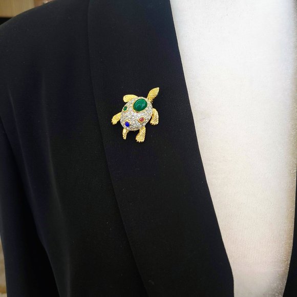 Vintage Sphinx Rhinestone and Cabochon Turtle Brooch Pin - Picture 6 of 9